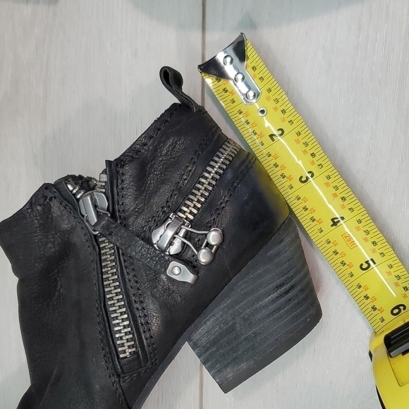 Dolce Vita Women Moto Leather Double Zip Heels Boots shoes sz 7.5 - Picture 12 of 14